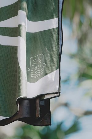 Sunee Anchor Towel: Our Magnetic, Sand-Free, Quick-Dry Surf Towel