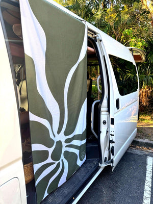 Sunee Anchor Towel: Our Magnetic, Sand-Free, Quick-Dry Surf Towel